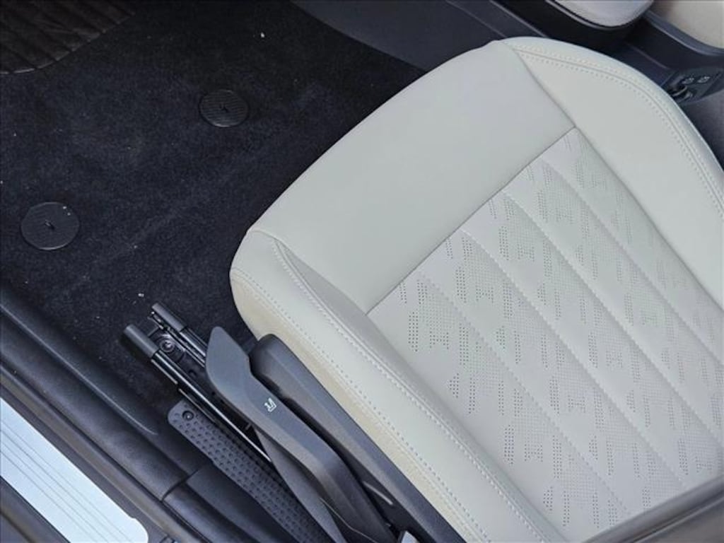 New 2026 MINI Hardtop 4 Door Cooper 4dr Car