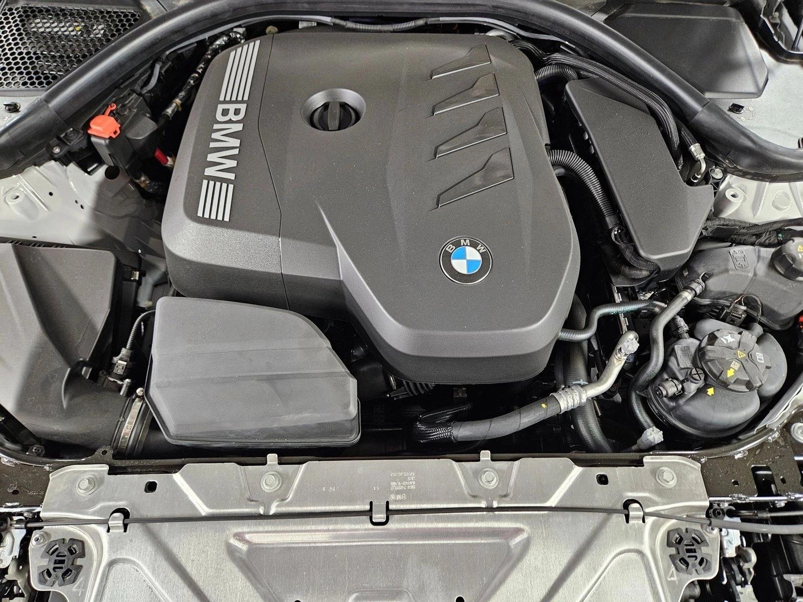 2025 BMW 3 Series 330i - Photo 16