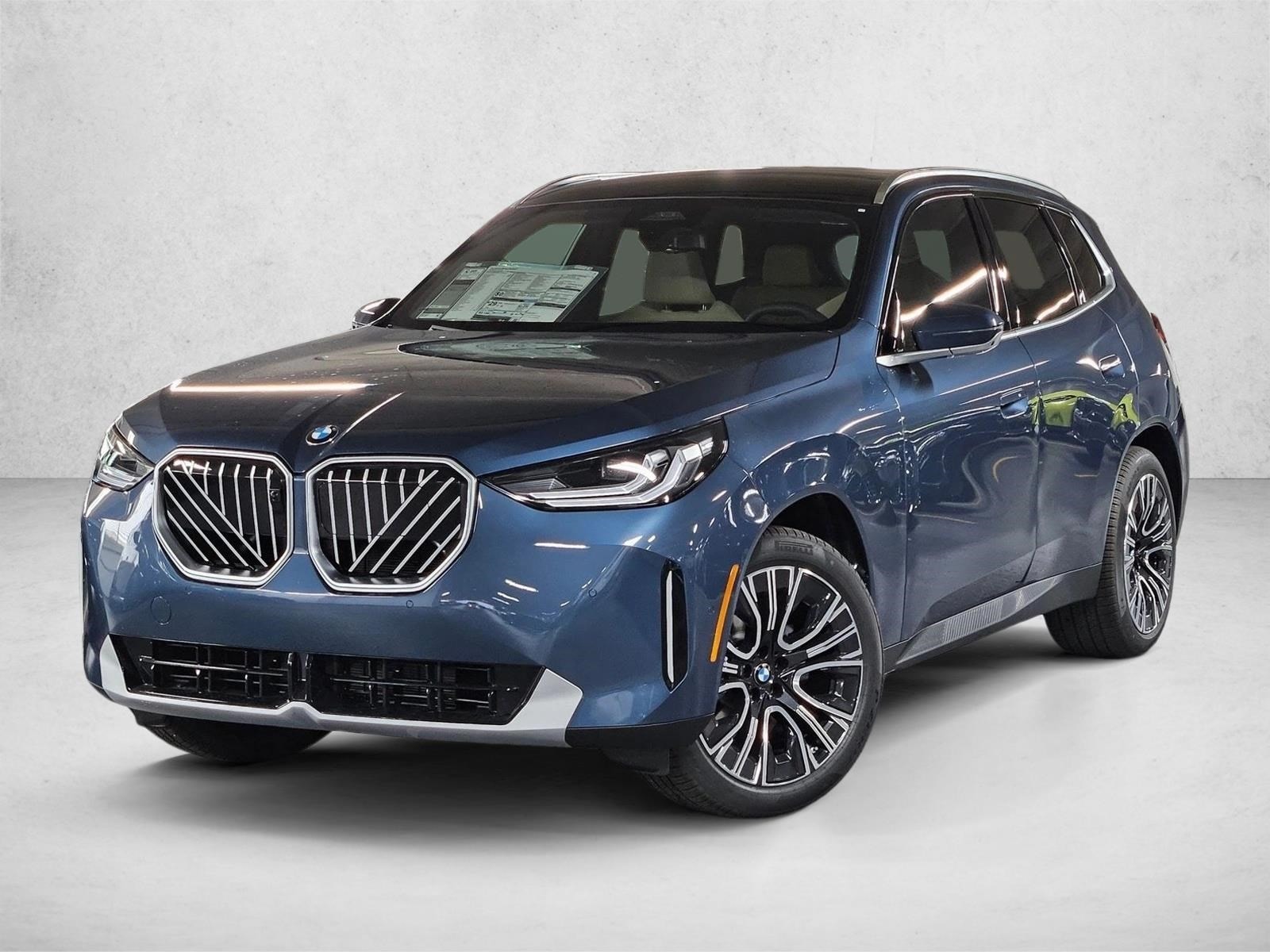 2026 BMW X3 30's photo