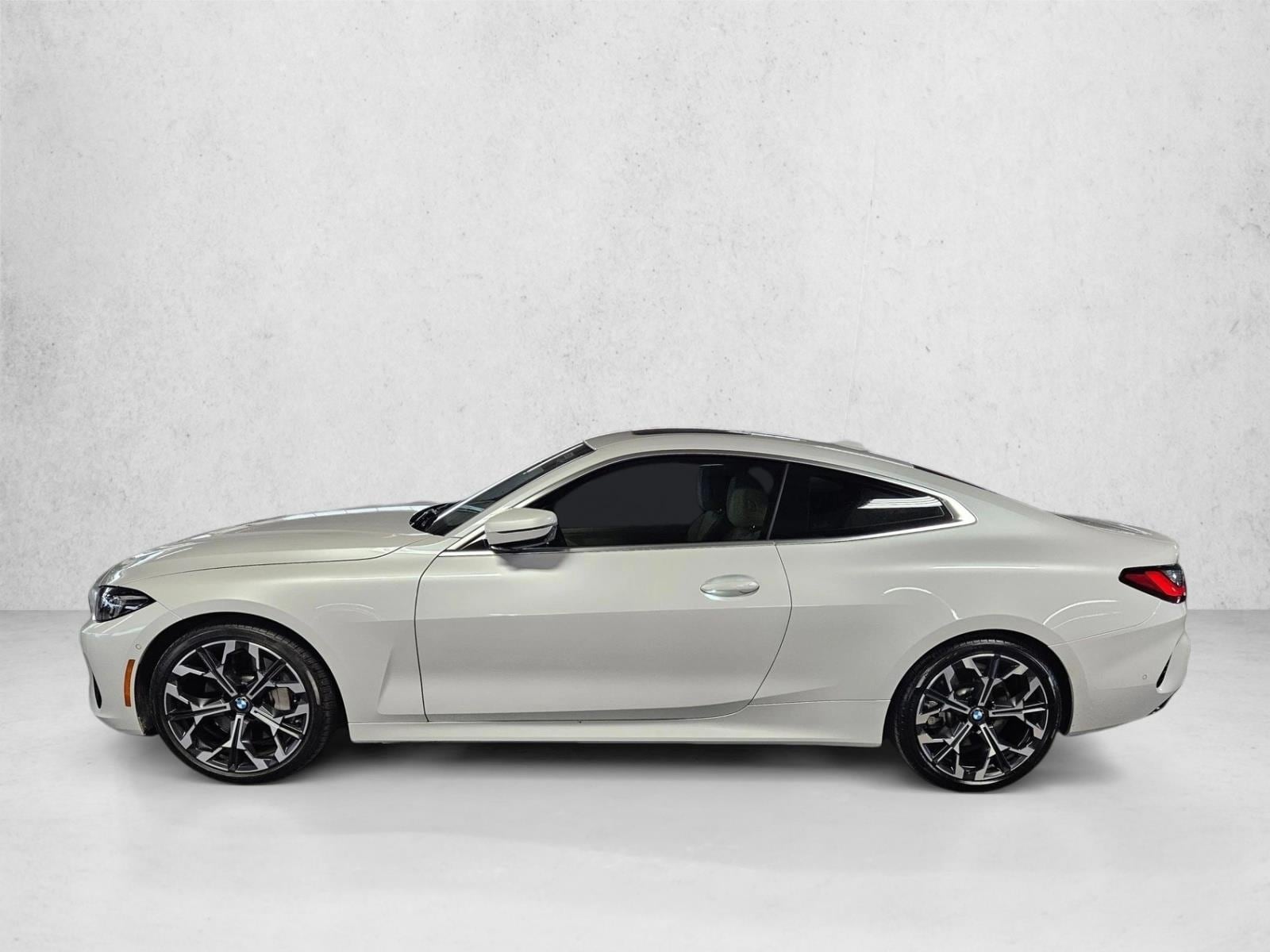 2026 BMW 4 Series 430i - Photo 9