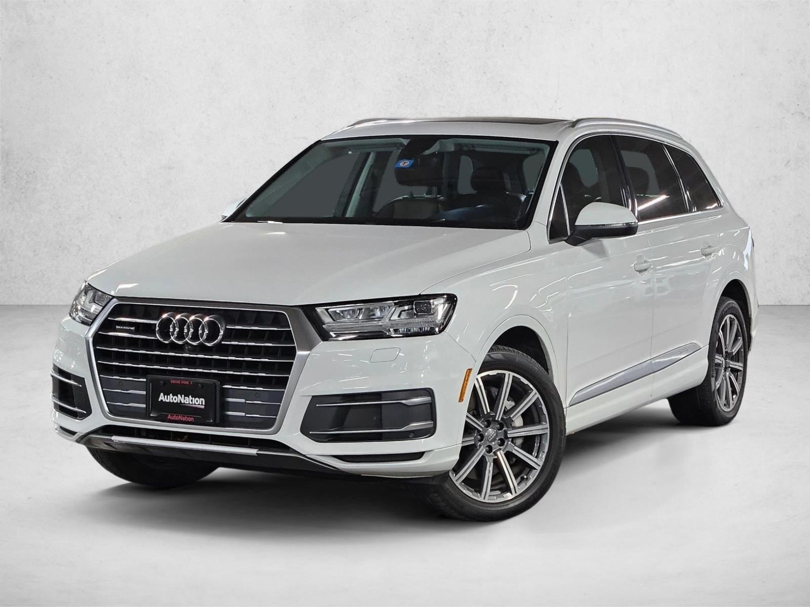 2019 Audi Q7 Premium Plus's photo