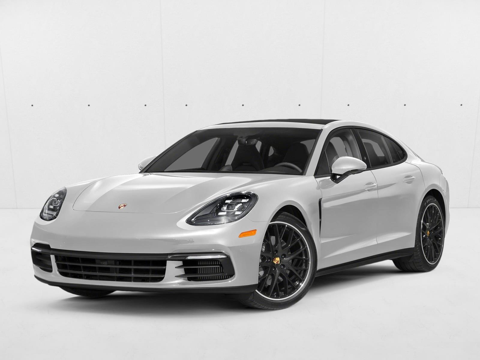 2018 Porsche Panamera 4's photo