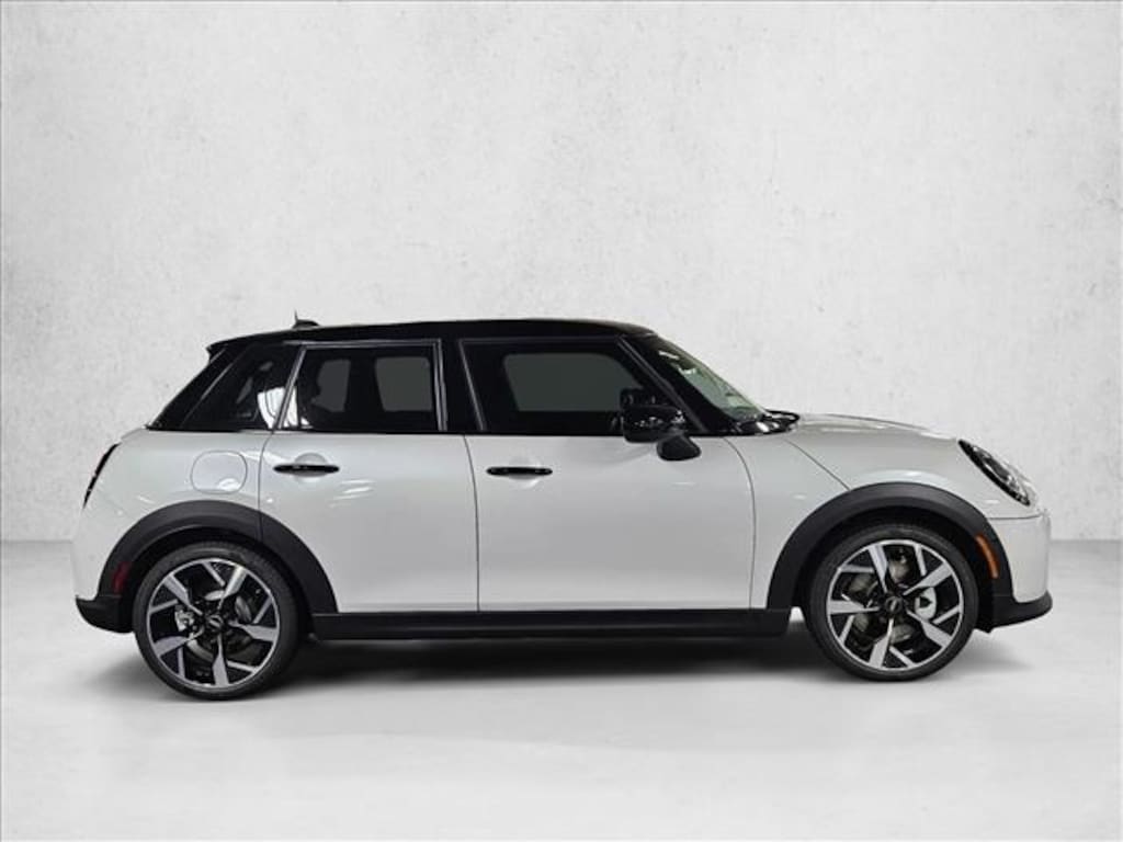 New 2026 MINI Hardtop 4 Door Cooper 4dr Car