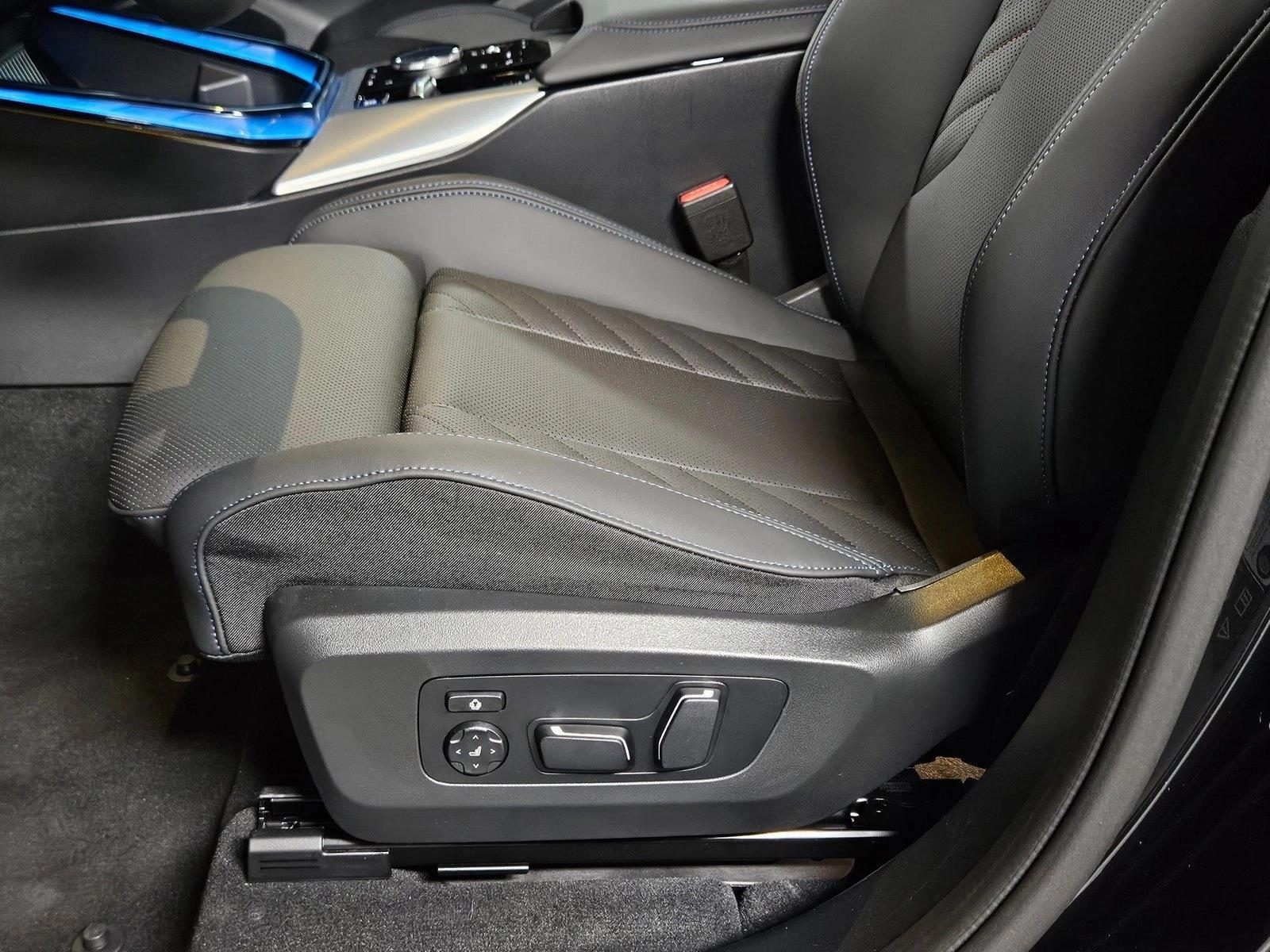 2025 Bmw X3 30x Drive photo 2