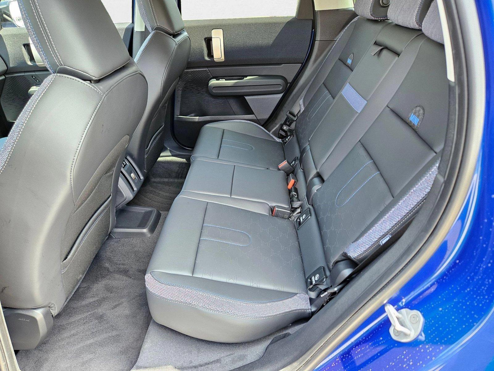 2025 MINI Countryman S - Photo 15