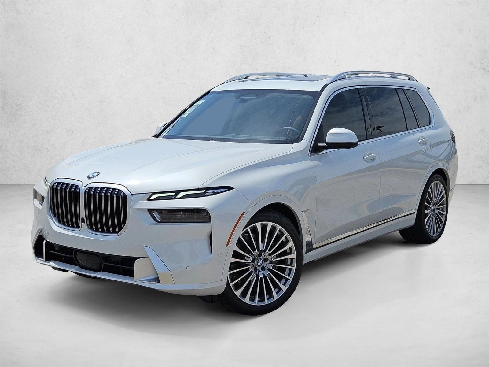 2027 BMW X7
