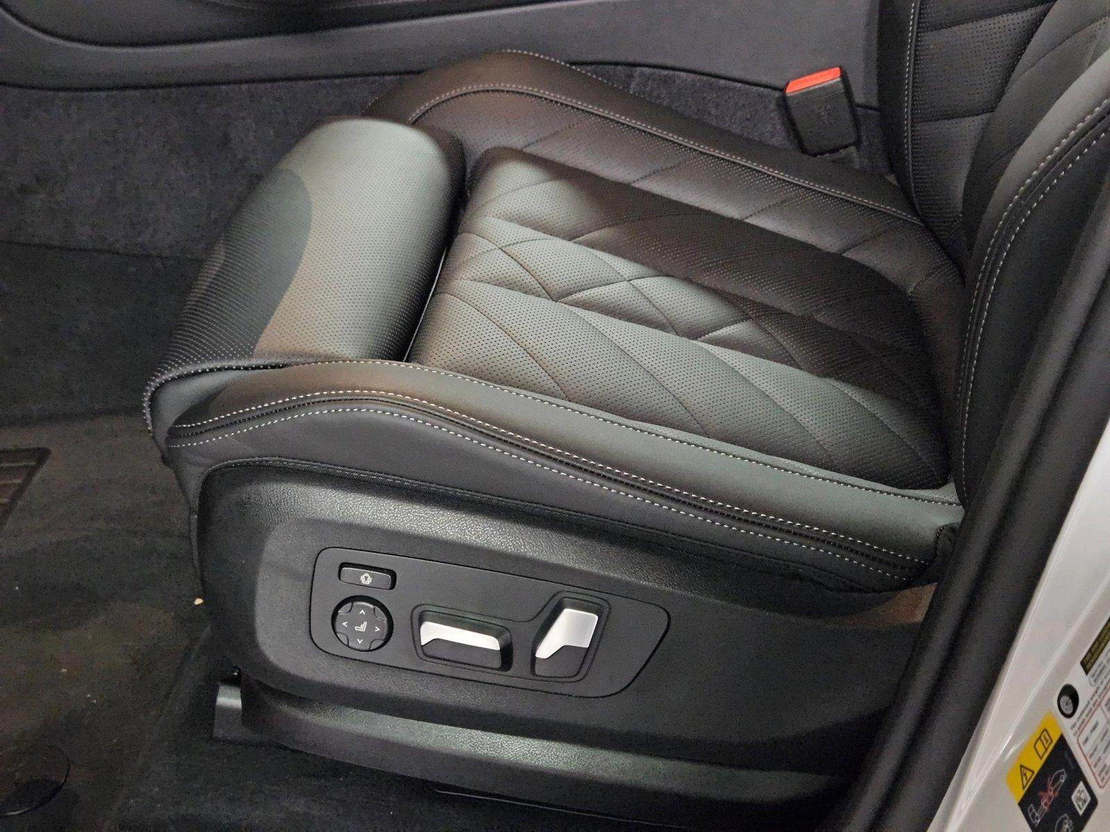 2026 Bmw X5 xDrive50e photo 4