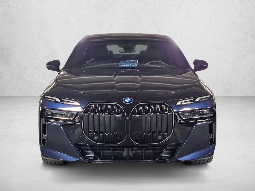 Used 2025 BMW i7 xDrive60 4dr Car