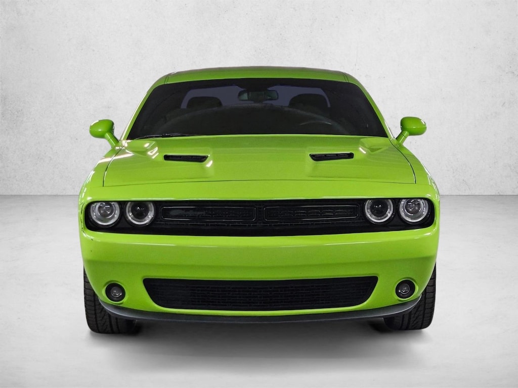 Used 2023 Dodge Challenger SXT 2dr Car