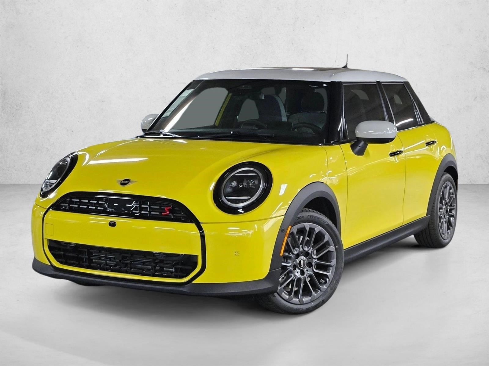2026 MINI Hardtop Cooper S's photo
