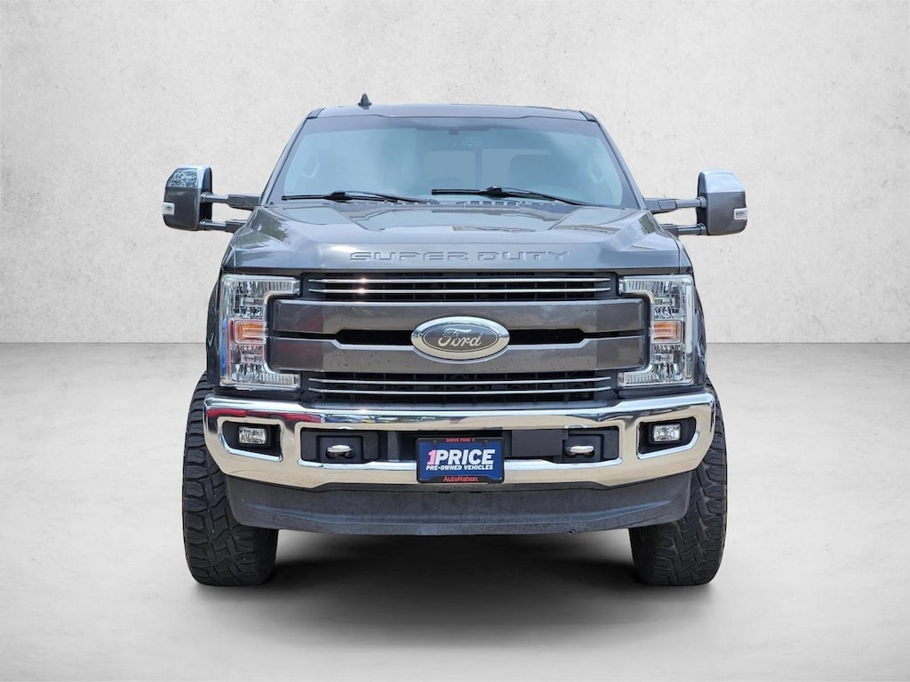 Used 2019 Ford F-250 LARIAT Crew Cab Pickup