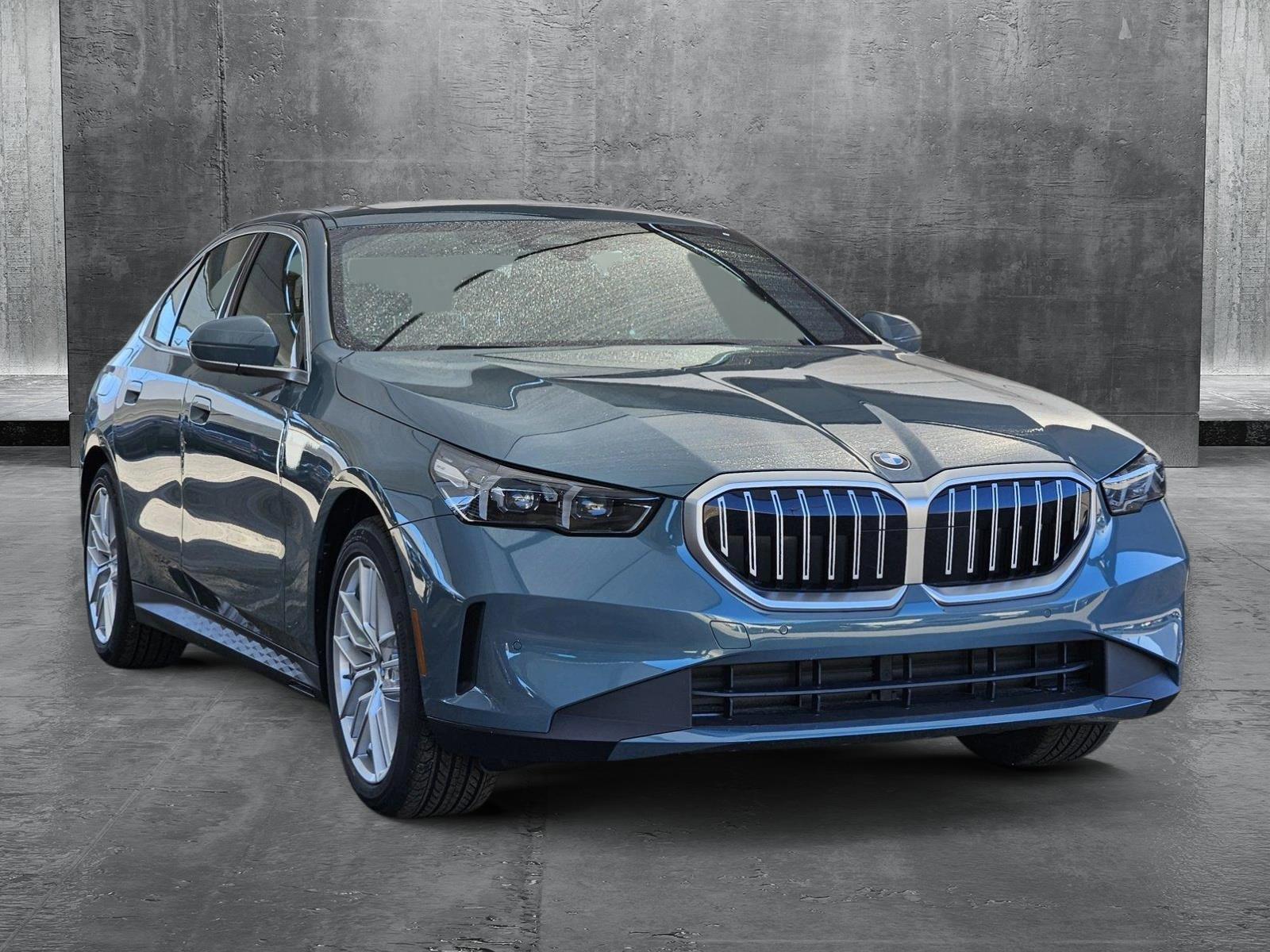 2025 Bmw 530i xDrive Sedan photo 3
