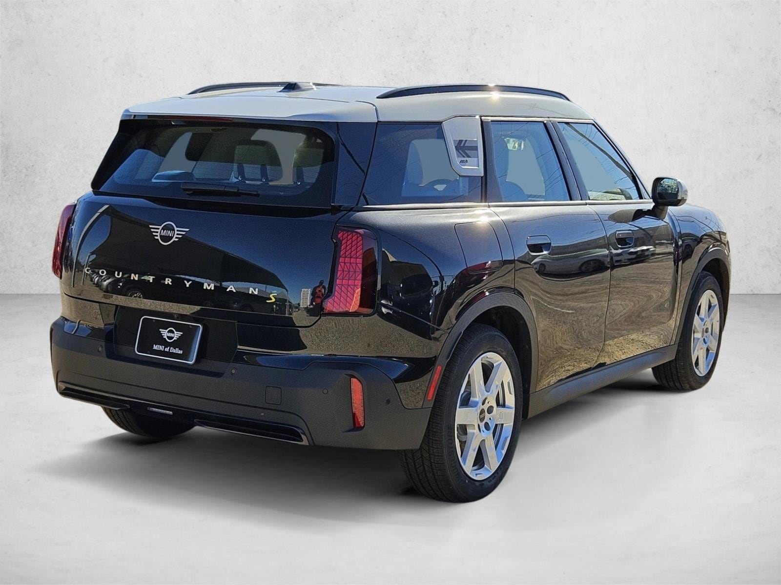 Used 2025 MINI Countryman SE with VIN WMZ53GA09S7R65082 for sale in Dallas, TX