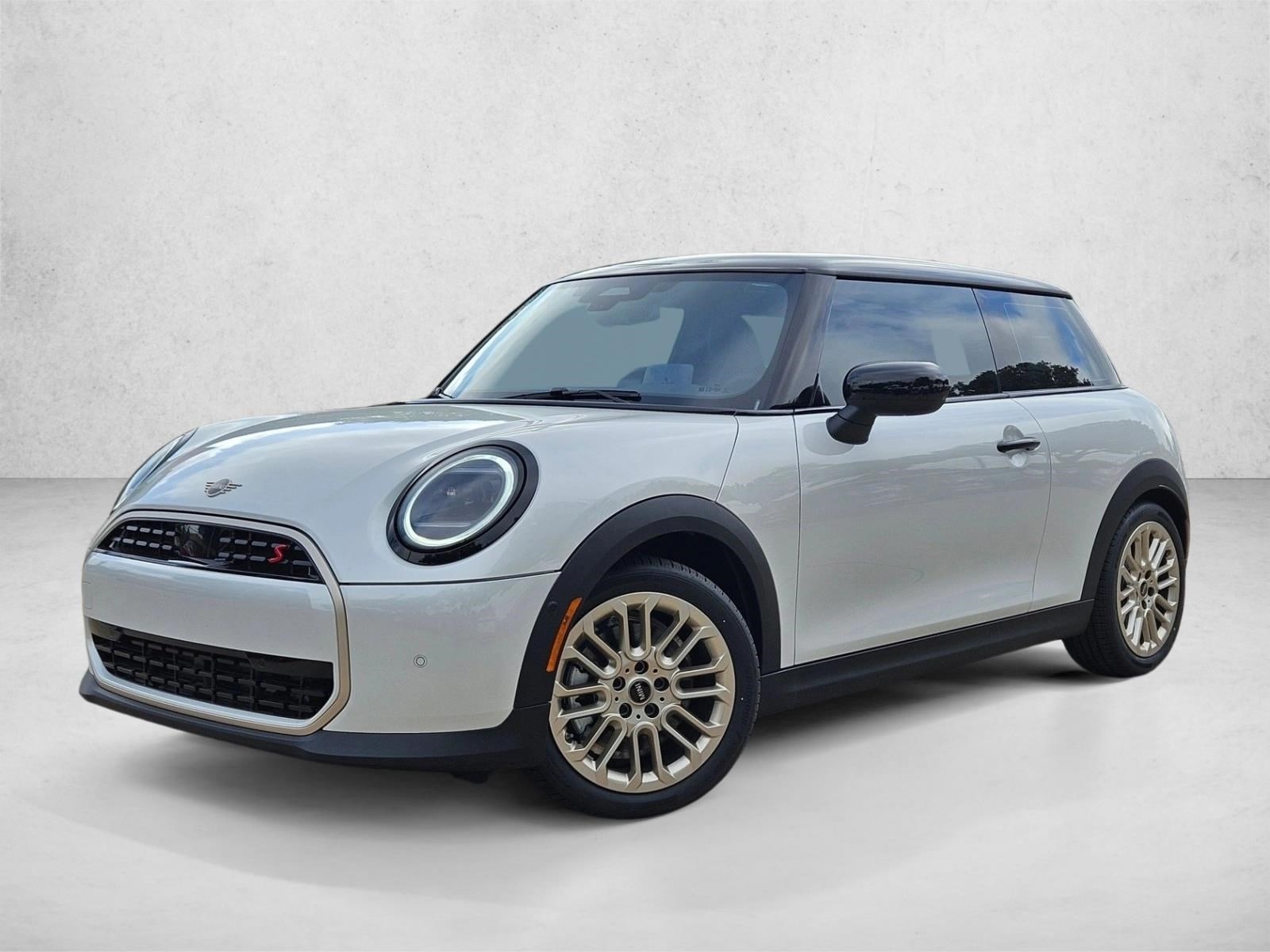 2026 MINI Hardtop Cooper S Signature's photo