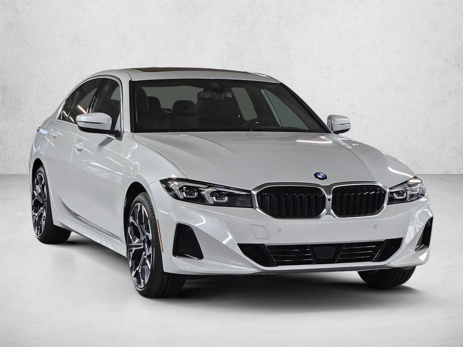 2025 Bmw 330i Sedan photo 2