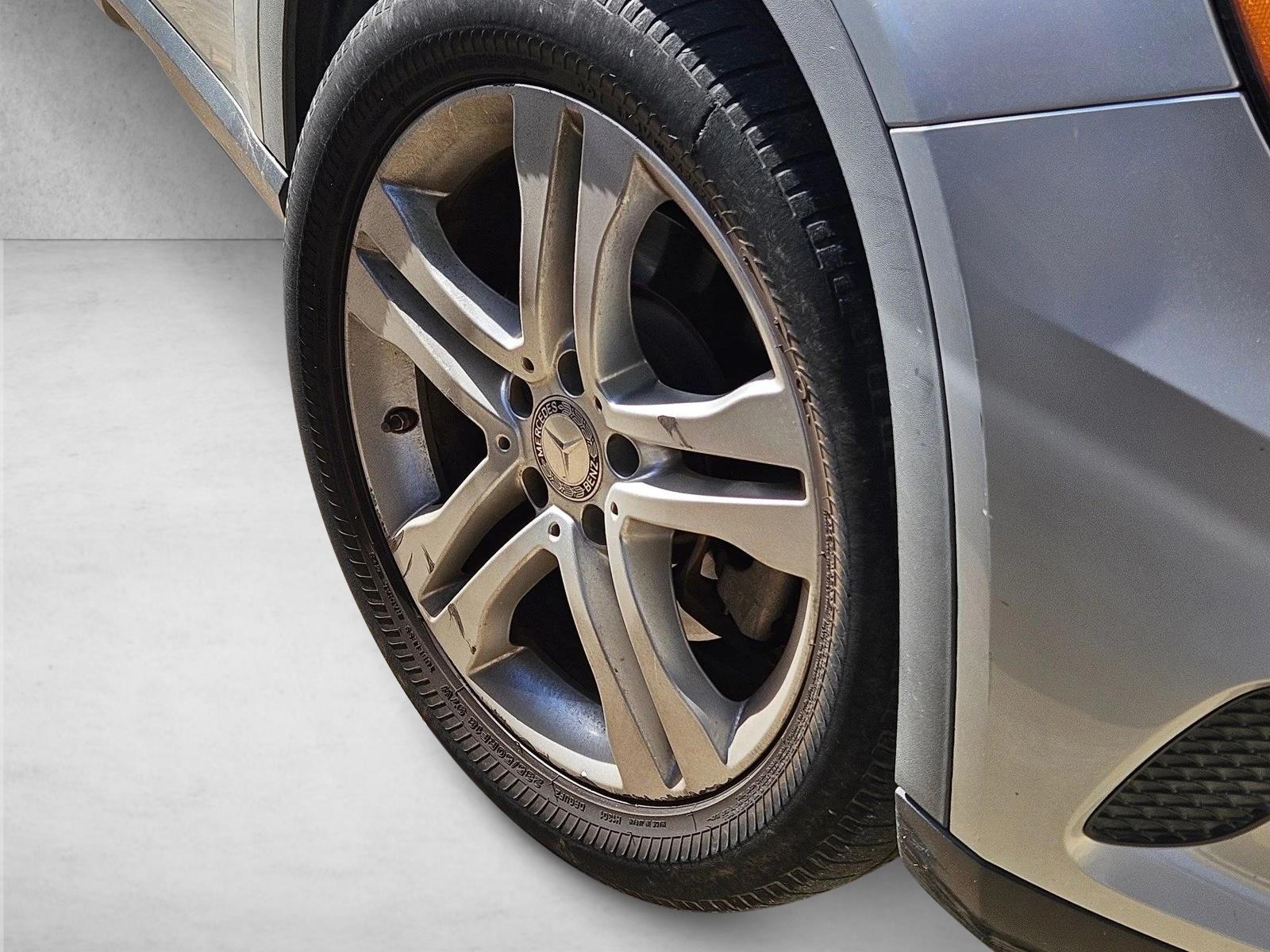 2015 Mercedes Benz GLA 250 photo 4