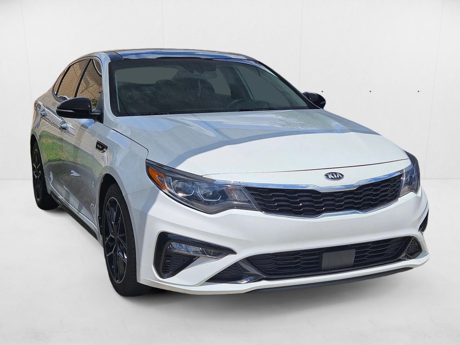 2020 Kia Optima SX Turbo photo 3