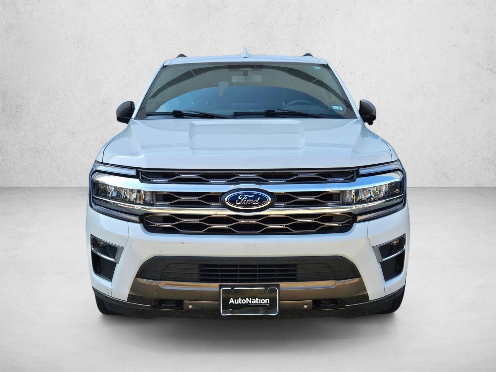 2024 Ford Expedition King Ranch photo 2