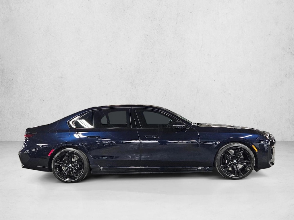 Used 2025 BMW i7 xDrive60 4dr Car