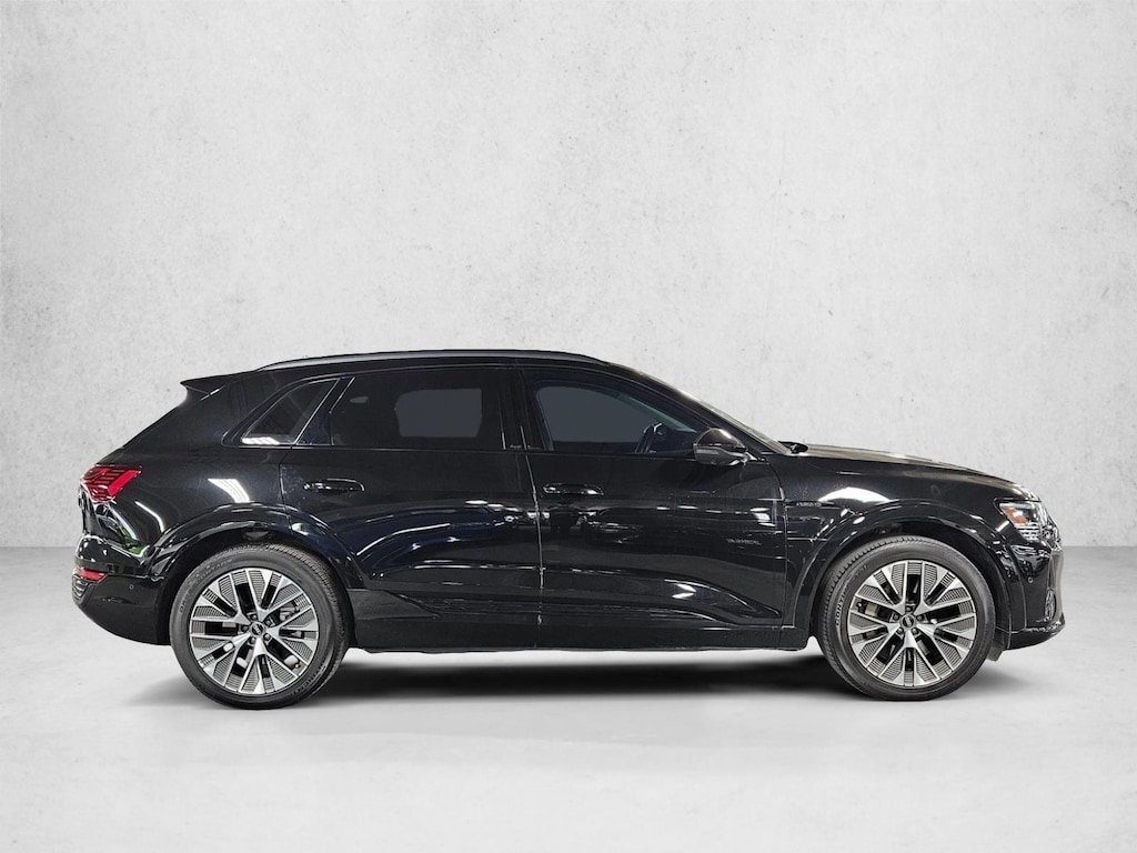 Used 2024 Audi Q8 e-tron Prestige Sport Utility