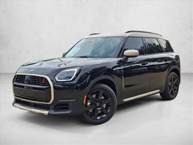 2026 MINI Countryman S's photo