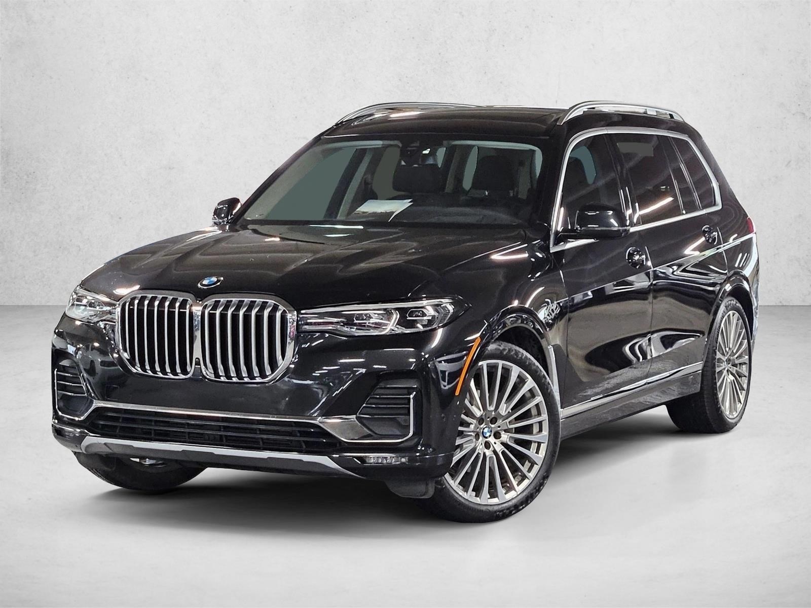 2022 BMW X7 xDrive40i's photo
