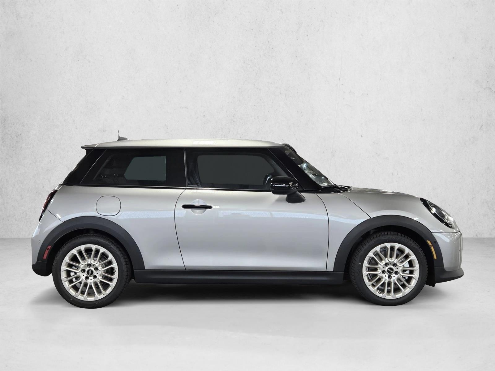 2025 Mini Cooper 2 Door Hardtop S photo 4