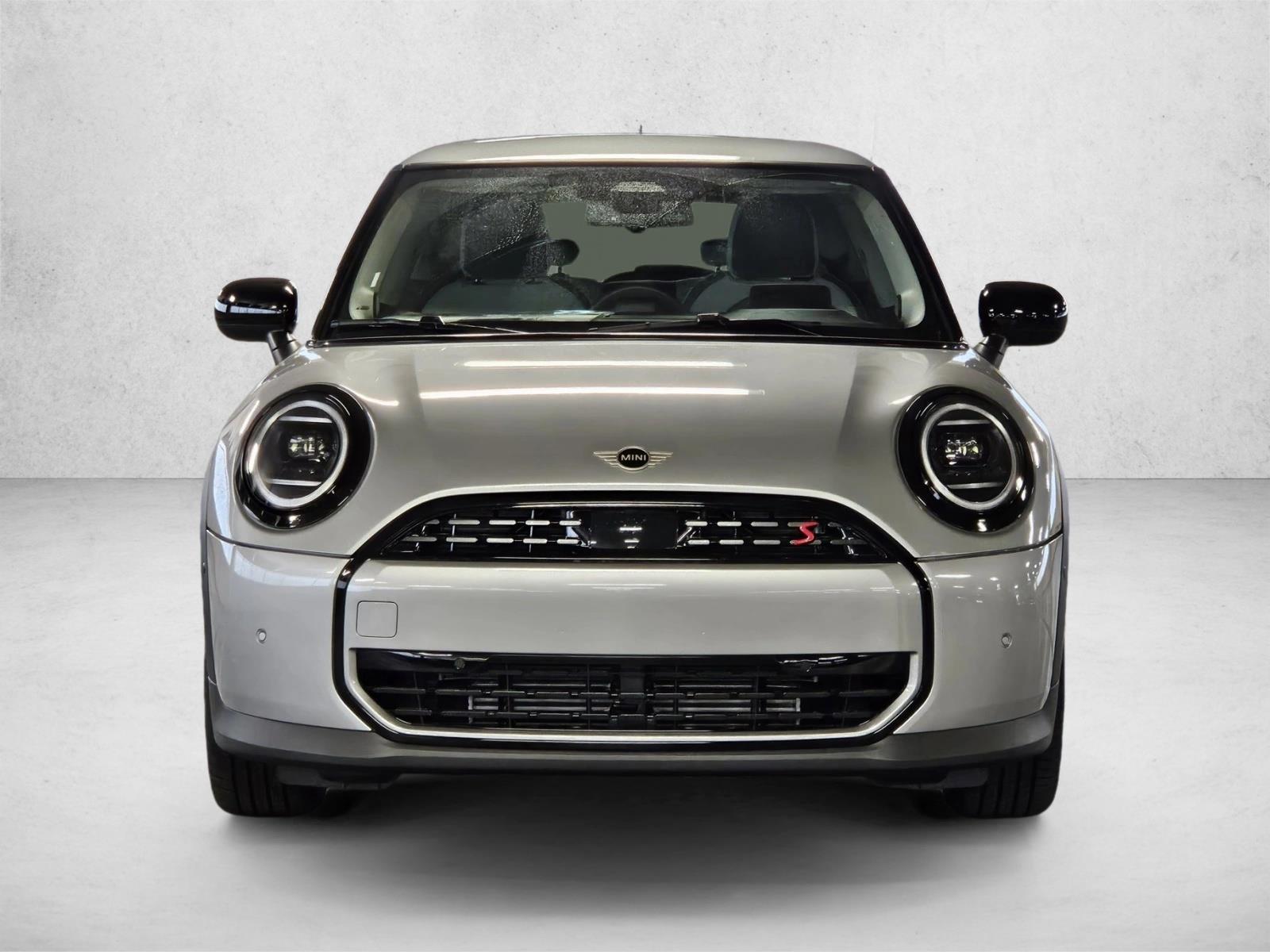 2025 Mini Cooper 2 Door Hardtop S photo 2