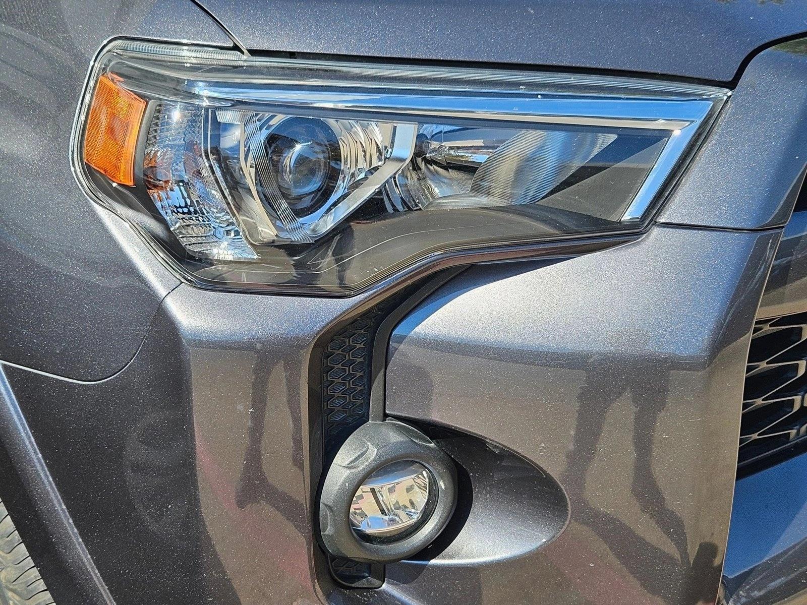 2022 Toyota 4Runner SR5 Premium photo 4