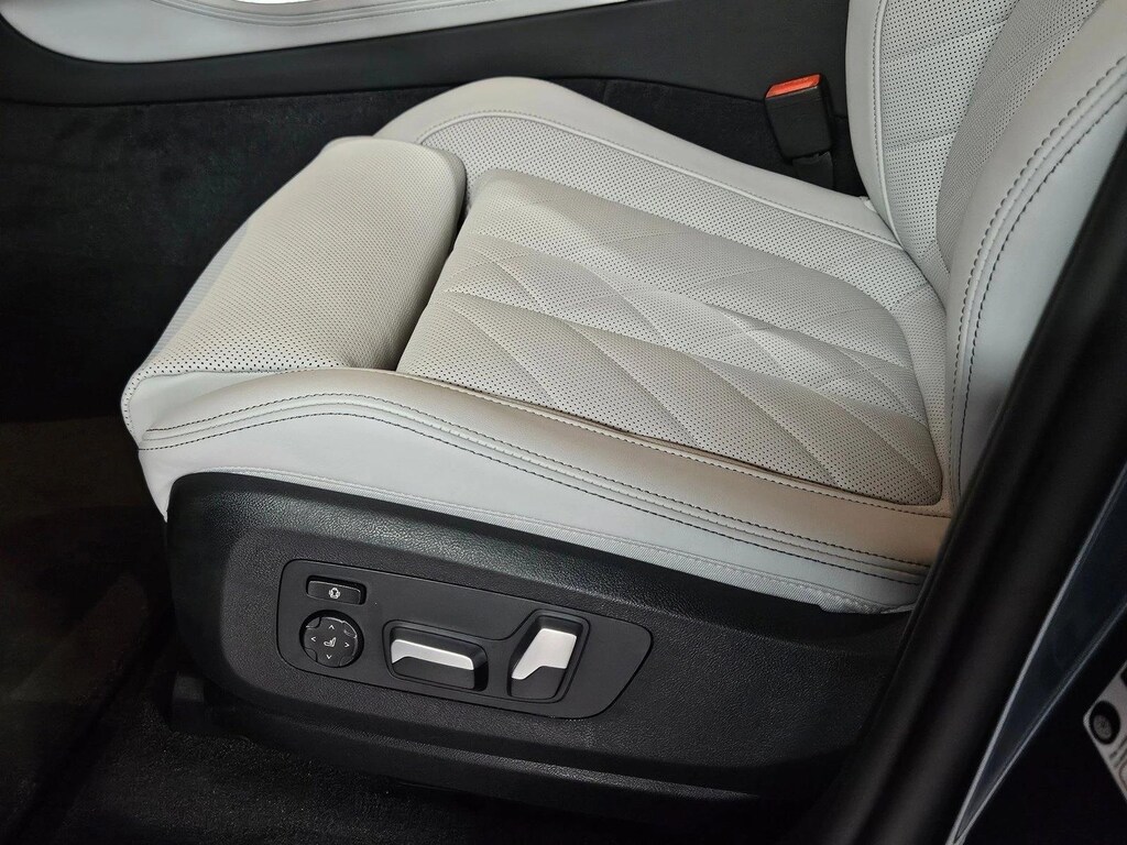 Used 2025 BMW X5 sDrive40i Sport Utility