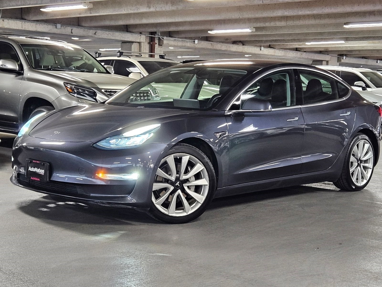 2019 Tesla Model 3 Long Range's photo