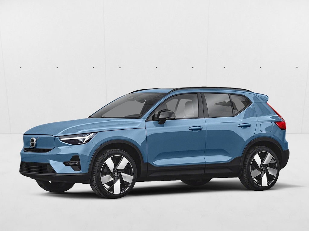 Used 2024 Volvo XC40 Ultimate Dark Theme Sport Utility