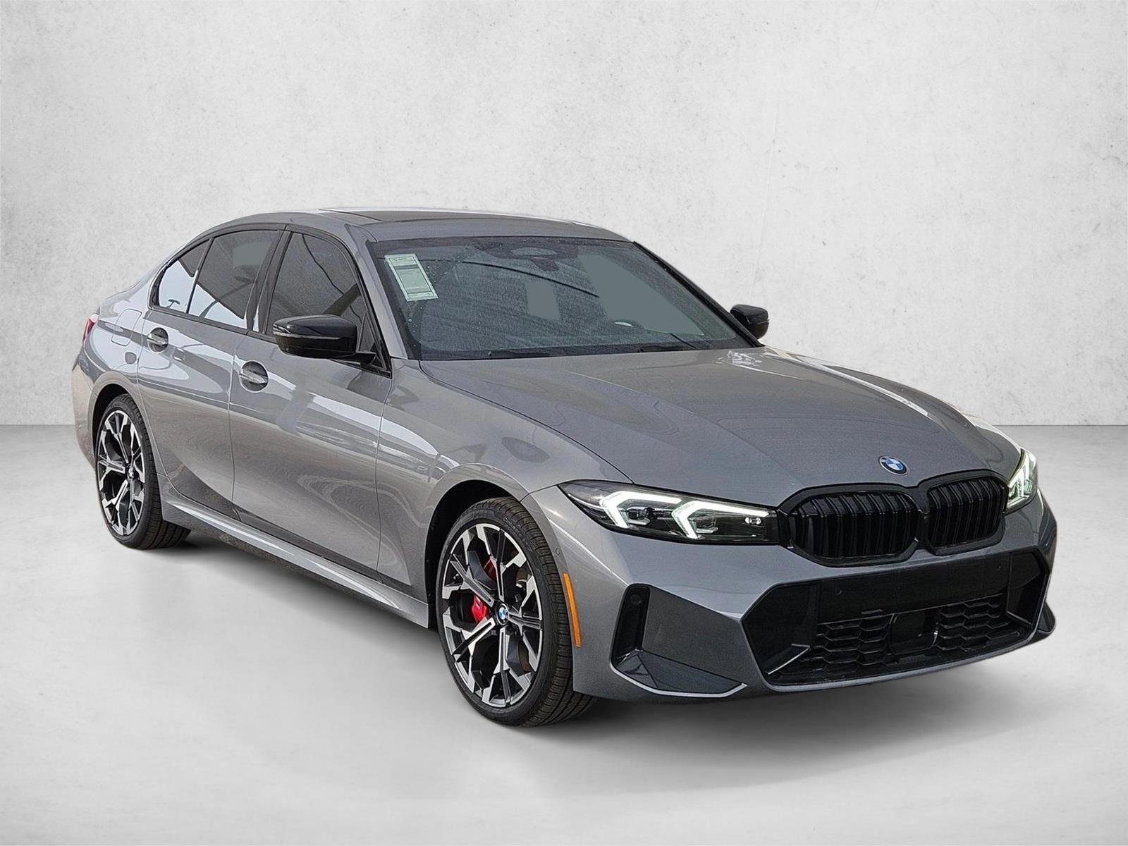 2025 BMW 3 Series 330i - Photo 6