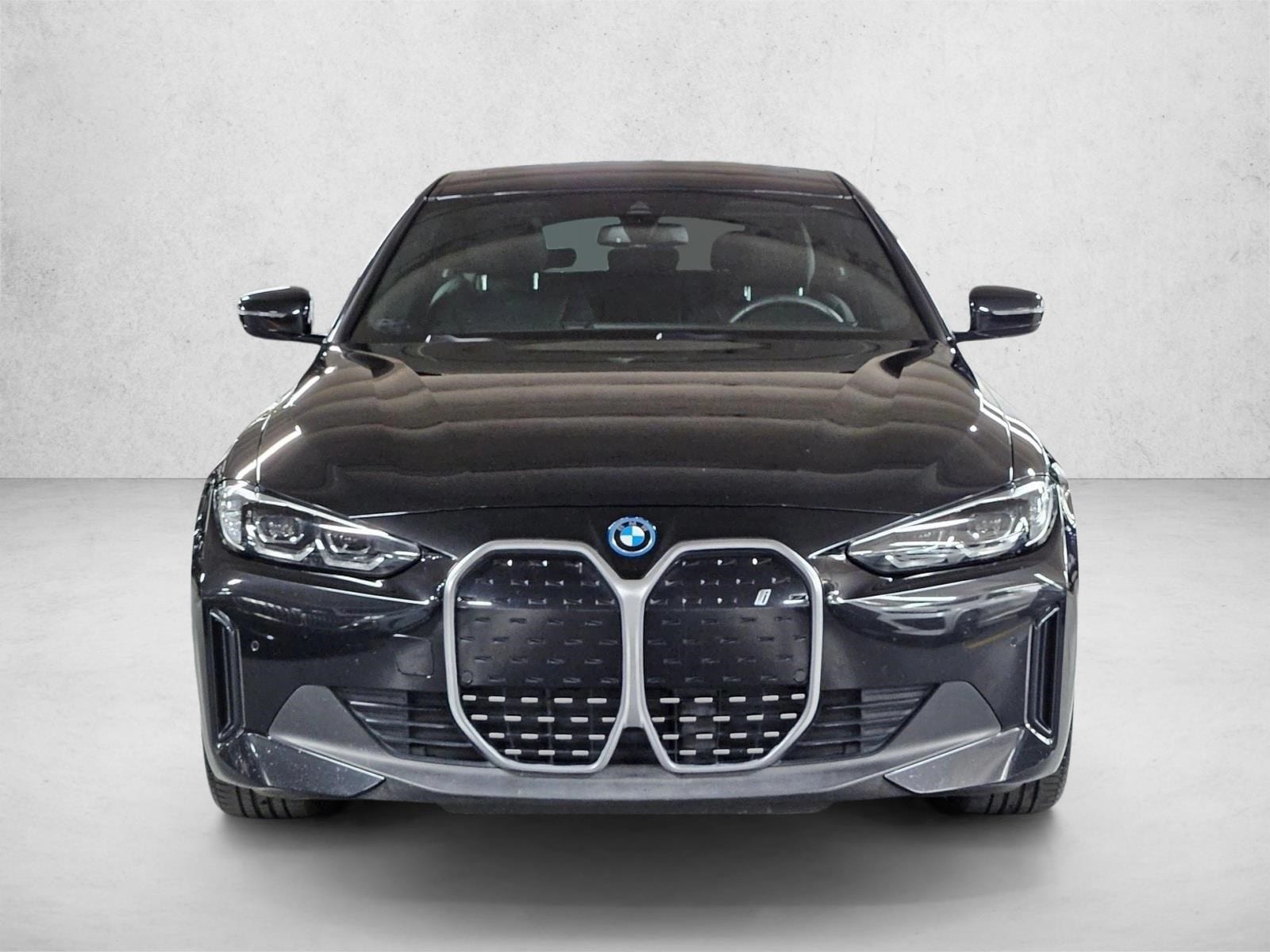 2023 BMW i4 40's photo