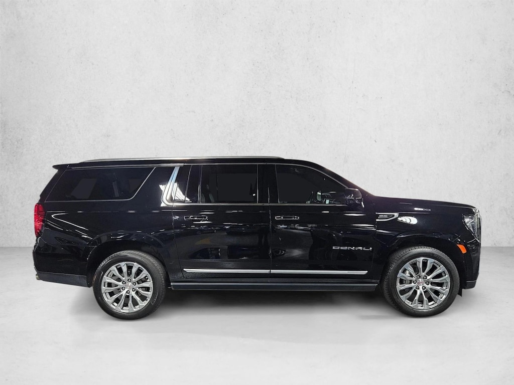 Used 2021 GMC Yukon XL Denali Sport Utility