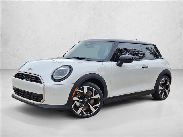 2026 MINI Hardtop 2 Door's photo