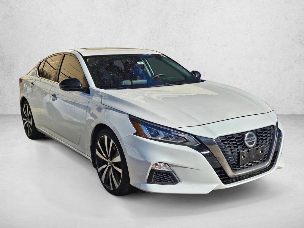 Used 2020 Nissan Altima 2.5 SR 4dr Car