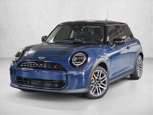2026 MINI Hardtop 2 Door S's photo