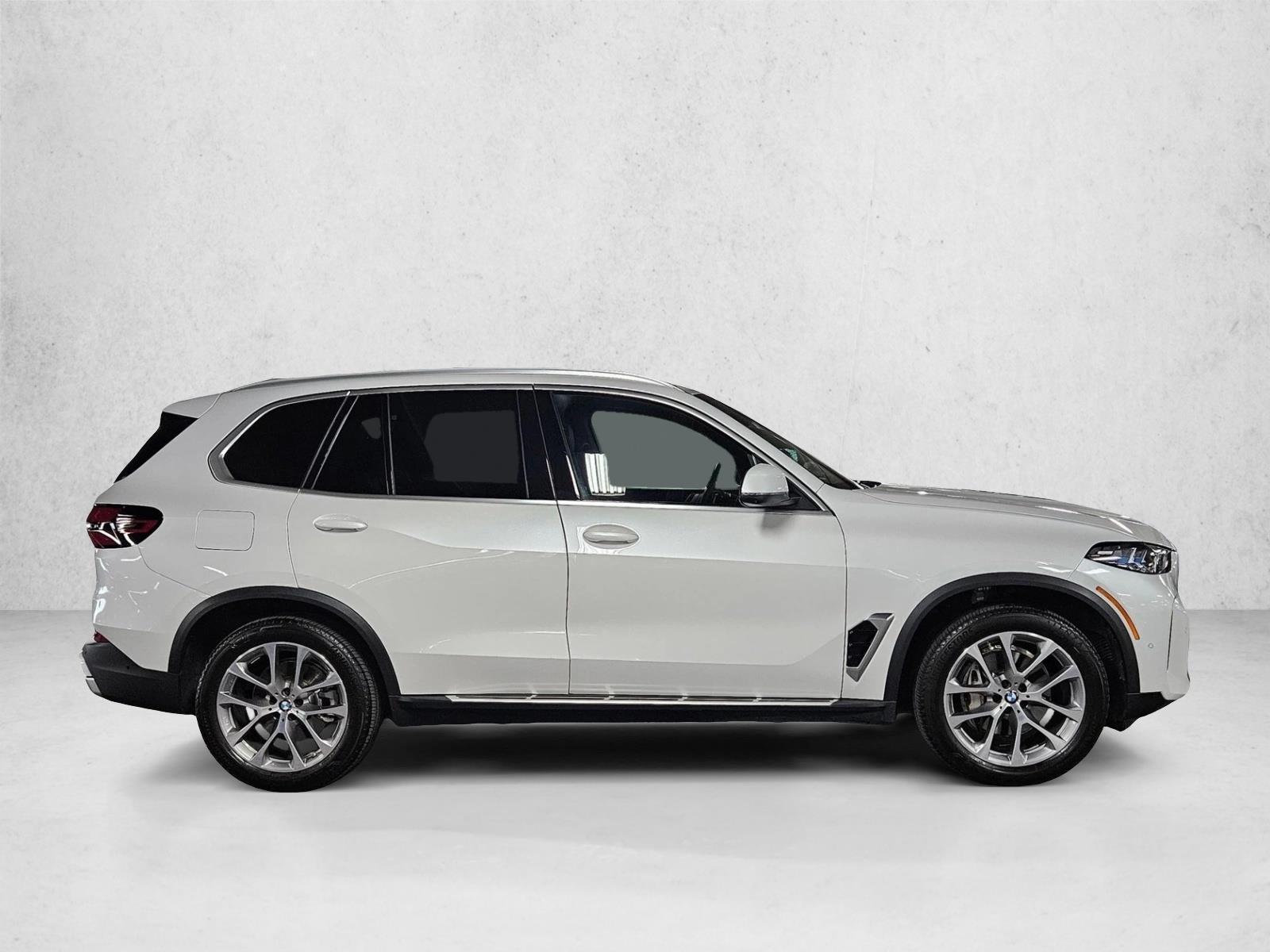 2025 Bmw X5 sDrive40i photo 3
