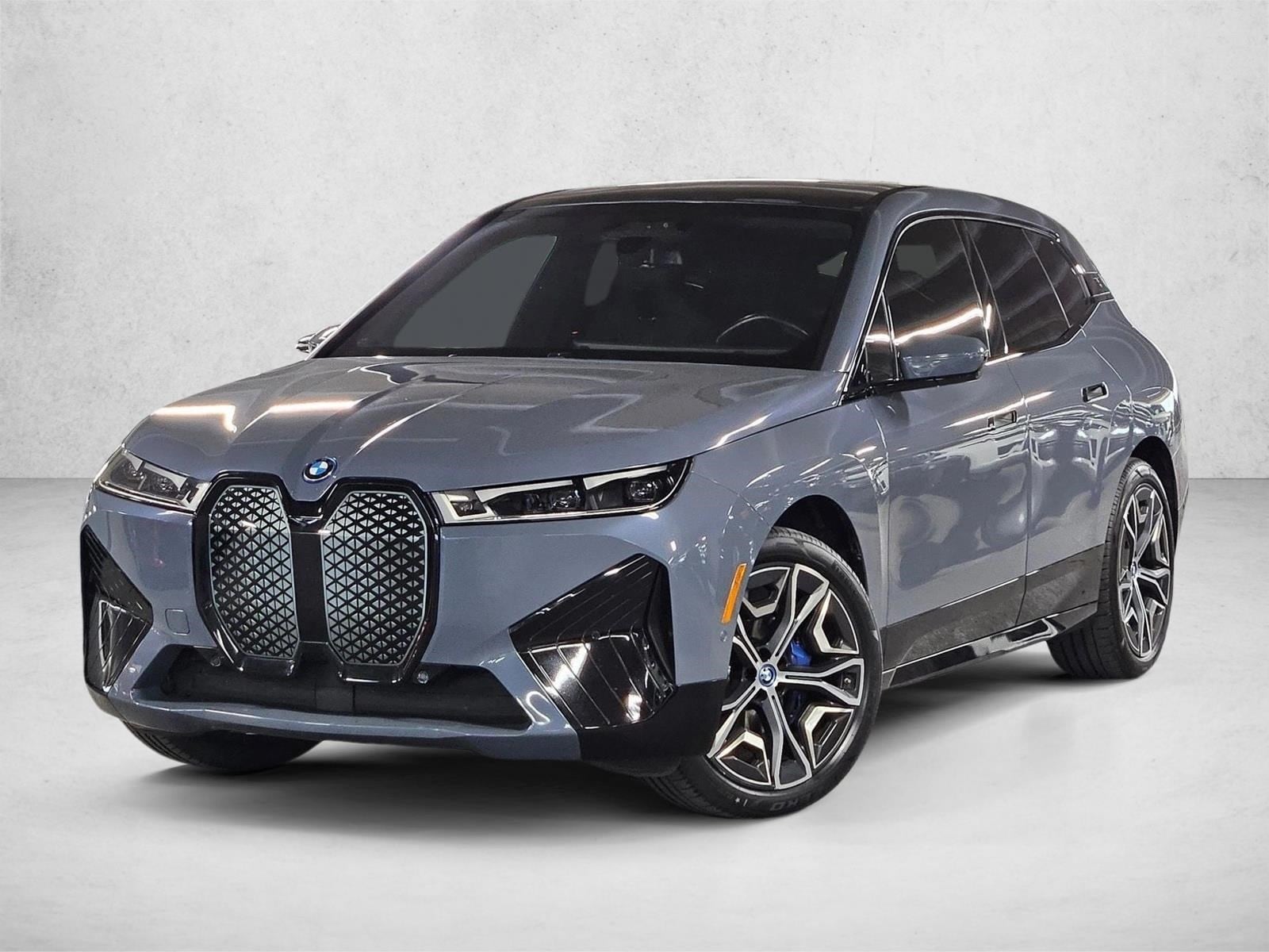 2024 BMW iX xDrive50's photo
