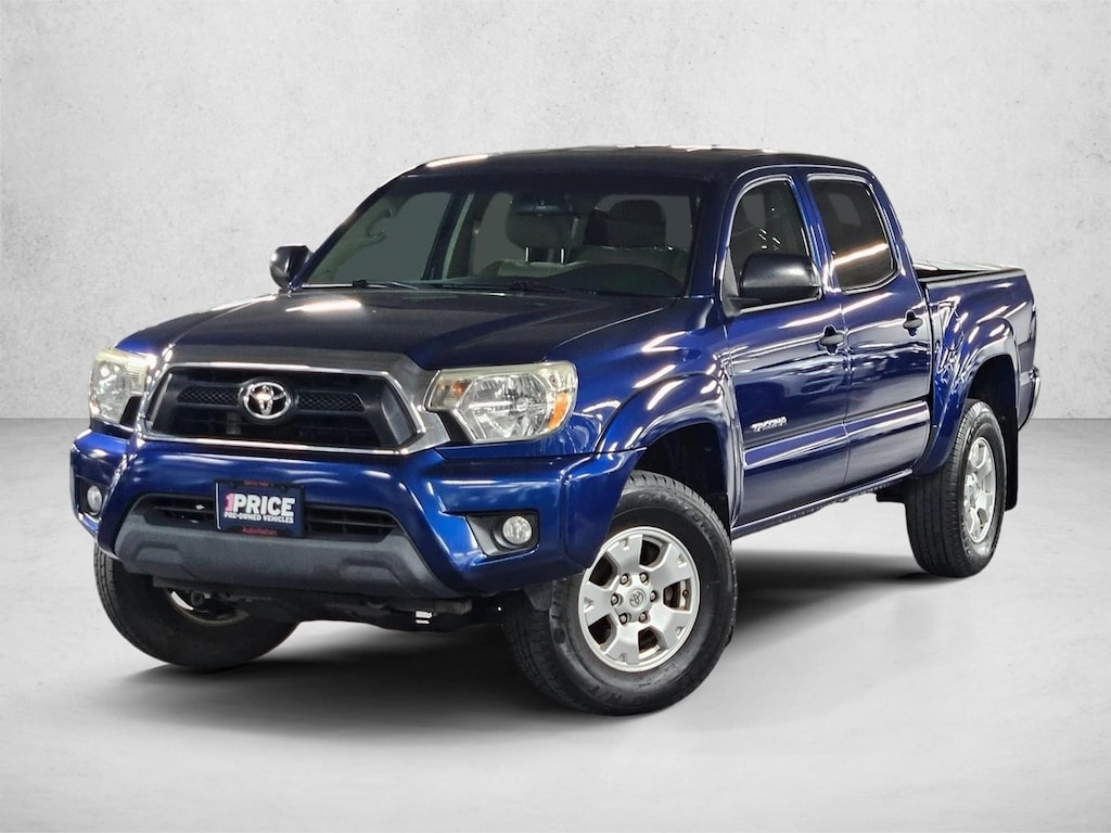 Used 2015 Toyota Tacoma PreRunner Crew Cab Pickup