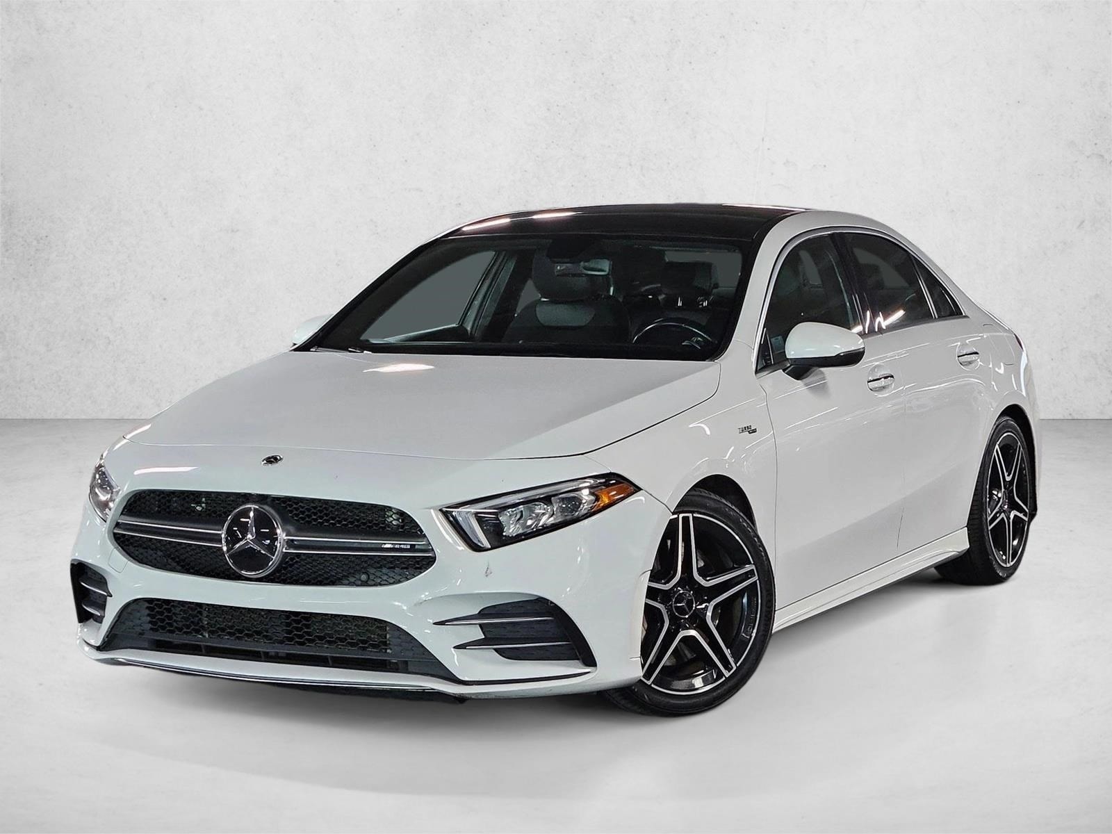 2021 Mercedes-Benz A-Class A35's photo