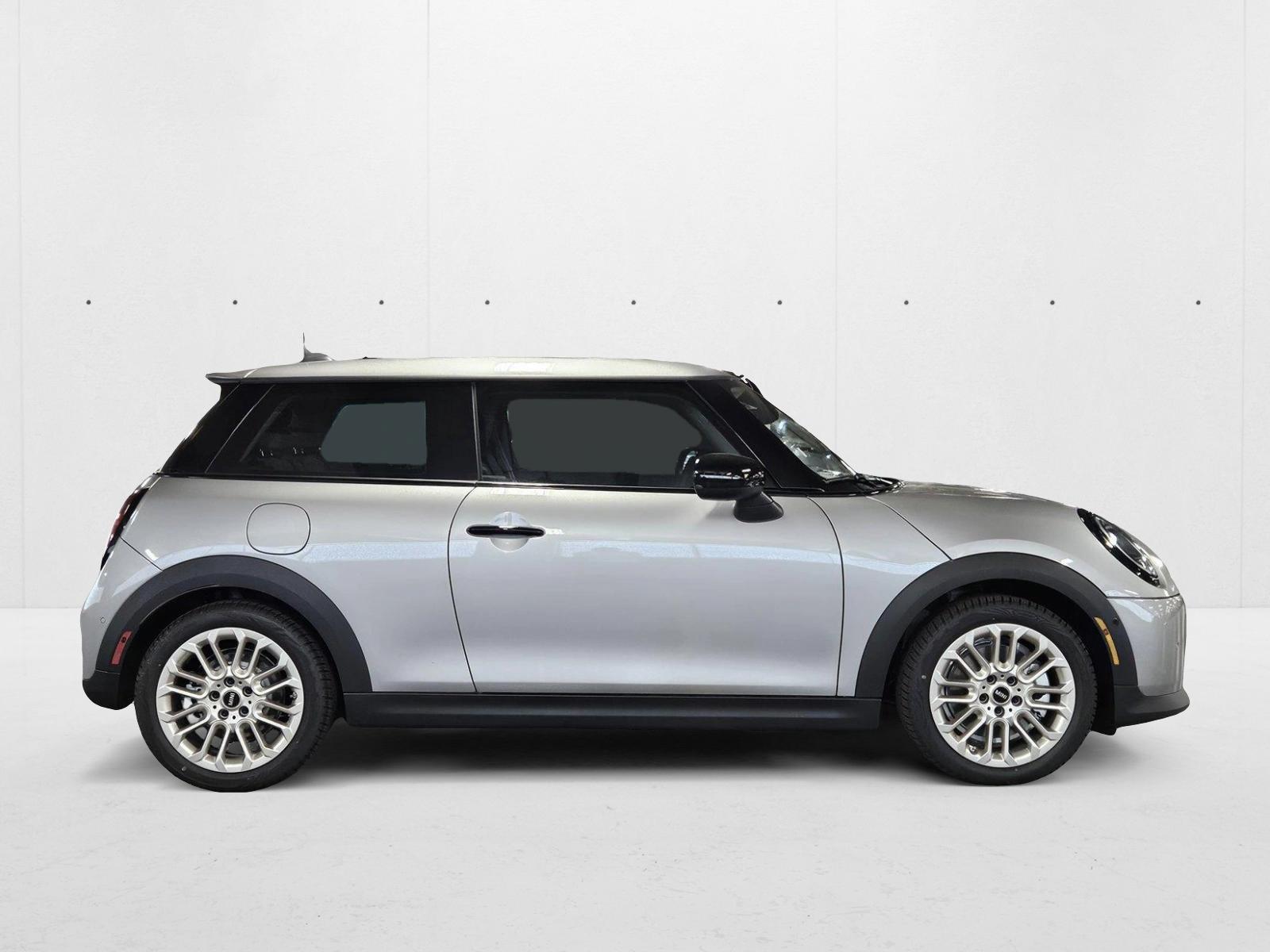2025 Mini Cooper 2 Door Hardtop S photo 4