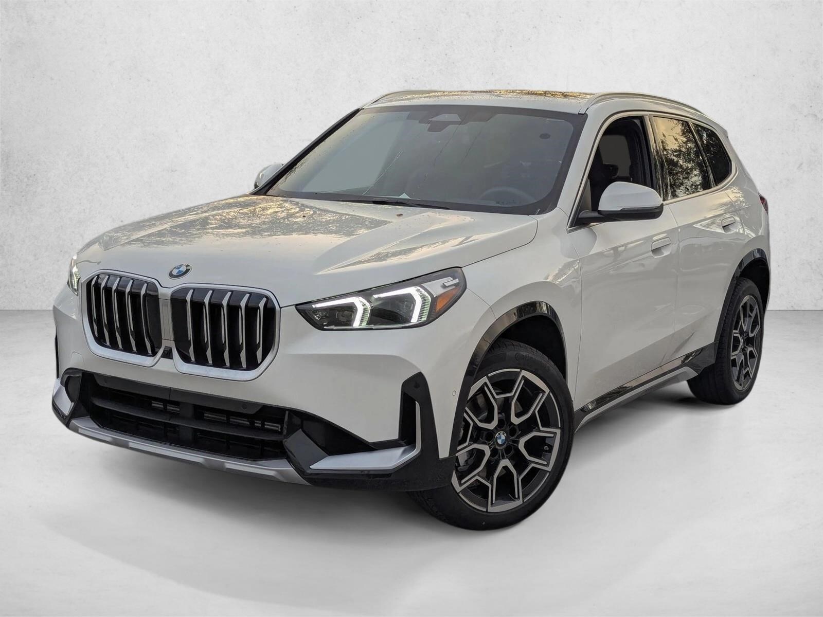 2026 BMW X1 xDrive28i's photo