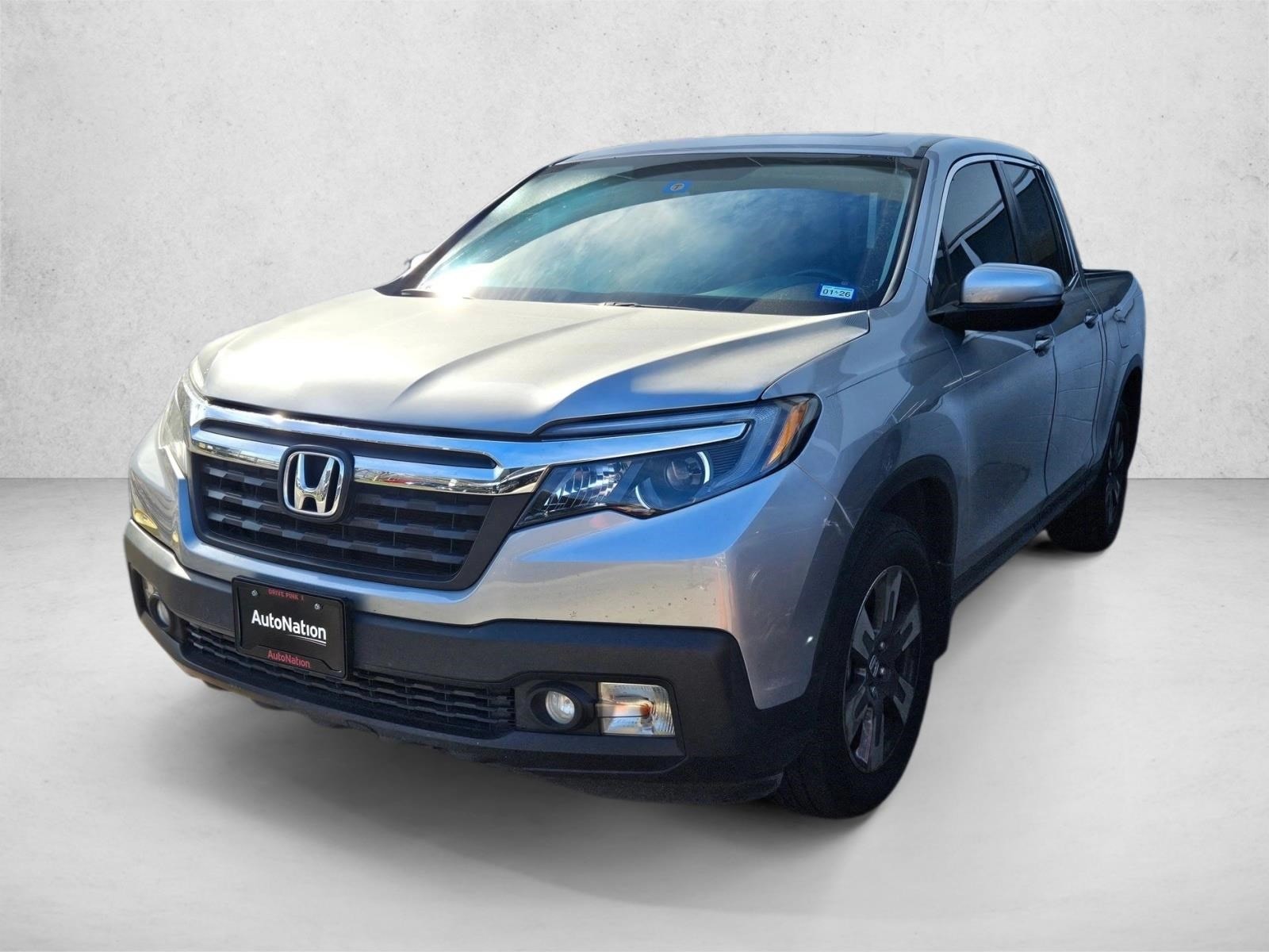 2019 Honda Ridgeline RTL-T's photo