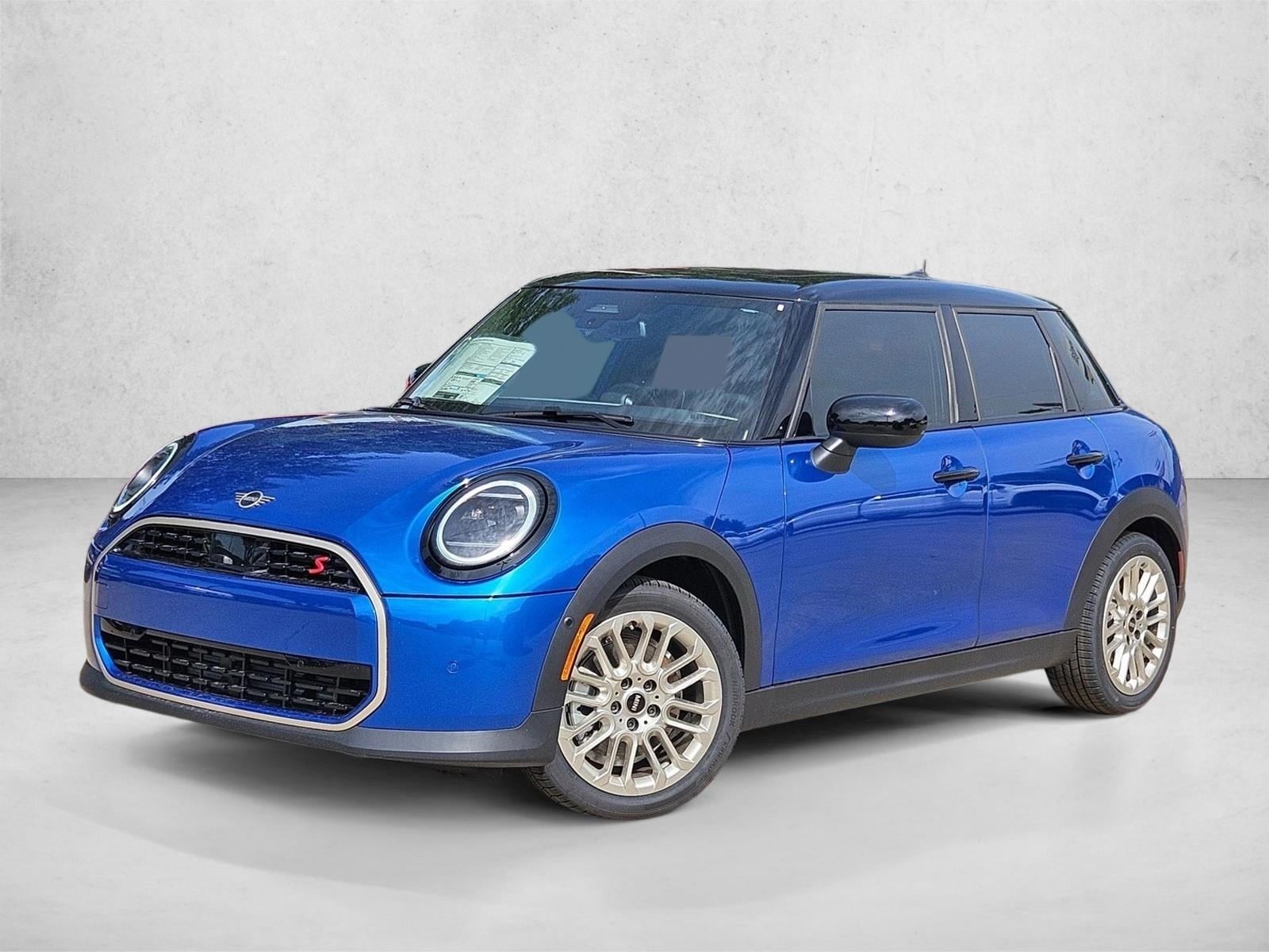 2025 MINI Hardtop Cooper S's photo