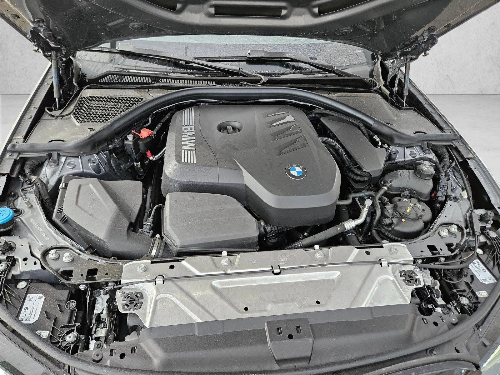 2025 BMW 3 Series 330i - Photo 17