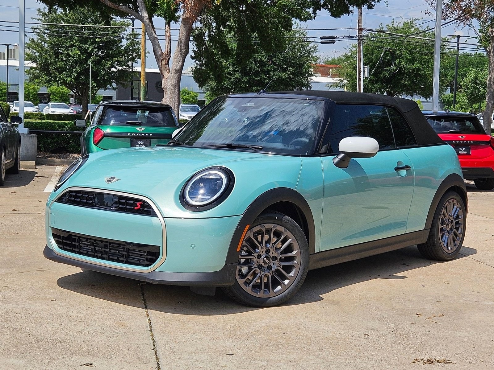 2026 MINI Convertible Cooper S Signature's photo