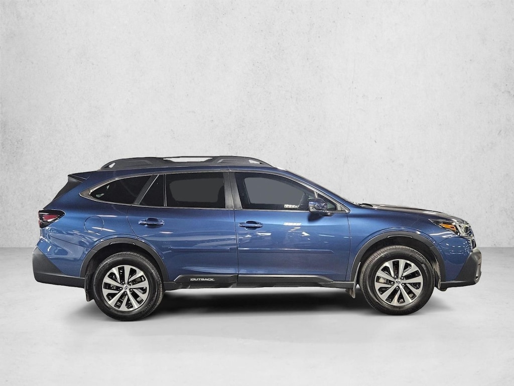 Used 2022 Subaru Outback Premium Sport Utility