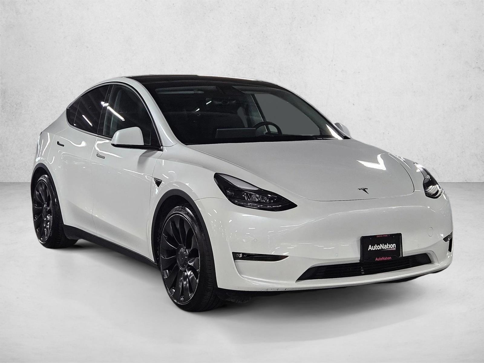 2022 Tesla Model Y Performance photo 3
